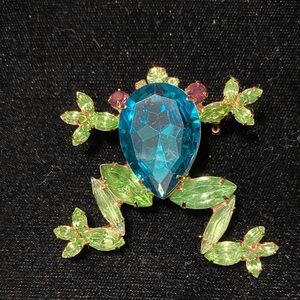 Colorful vintage Frog Brooch with Blue and Green crystals